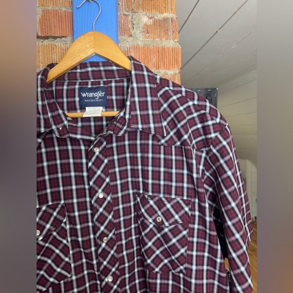 Men’s Wrangler Pearl Snap Button Up